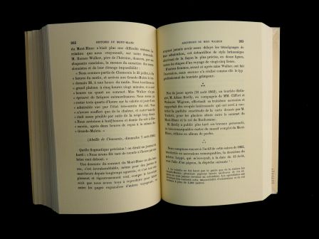 Histoire du Mont-Blanc et de la vallée de Chamonix ascensions et catastrophes célèbres depuis les premières explorations (1786) jusqu’à nos jours Stéphen d’Arve édition La Fontaine de Siloé collection Le Champ Régional 1997 alpinisme Savoie Alpes montagne Histoire du Mont-Blanc et de la vallée de Chamonix ascensions et catastrophes célèbres depuis les premières explorations (1786) jusqu’à nos jours Stéphen d’Arve édition La Fontaine de Siloé collection Le Champ Régional 1997 alpinisme Savoie Alpes montagne