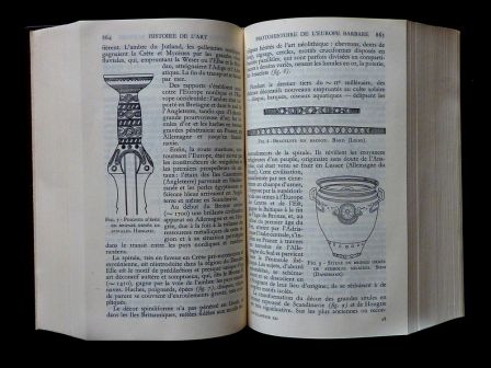 Pléiade histoire de l’art le monde non chrétien NRF Gallimard 1961 collection encyclopédie de la Pléiade numéro 12 Pierre Devambez préhistoire antiquité, fév 2014 Pléiade histoire de l’art le monde non chrétien NRF Gallimard 1961 collection encyclopédie de la Pléiade numéro 12 Pierre Devambez préhistoire antiquité