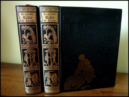 La grande bible de Tours éditions dart Jean de Bonnot 2 tomes reliés cuir illustrations de Gustave Doré ancien et nouveau testament