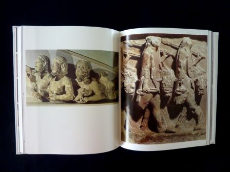 L’art grec éditions Lucien Mazenod 1980 Papaioannou architecture peinture sculpture antiquité L’art grec éditions Lucien Mazenod 1980 Papaioannou architecture peinture sculpture antiquité