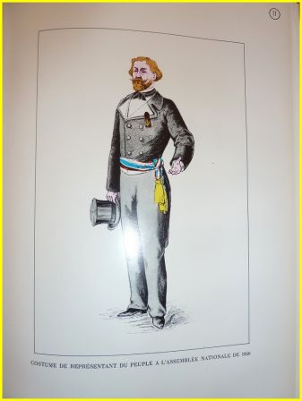 Histoire des insignes et des costumes des députés 1789-1981 Edmond Launay André Sourys-Rolland Public Réalisations 1981 édition originale numérotée Histoire des insignes et des costumes des députés 1789-1981 Edmond Launay André Sourys-Rolland Public Réalisations 1981 édition originale numérotée