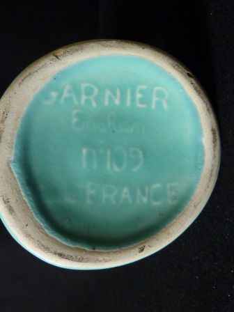 Bouteille céramique à liqueur Garnier Enghien les Bains le grenadier série les soldats sans visage 1949, nov 2013 Bouteille céramique à liqueur Garnier Enghien les Bains le grenadier série les soldats sans visage 1949