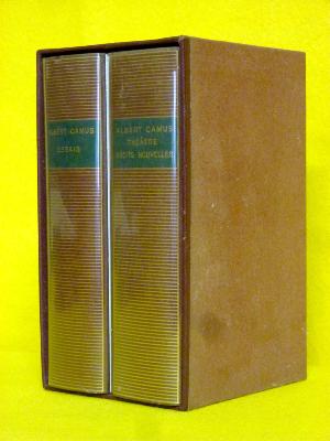 Coffret Albert Camus NRF Gallimard Bibliothèque de la Pléiade Essais Théâtre récits nouvelles collection littéraire 
