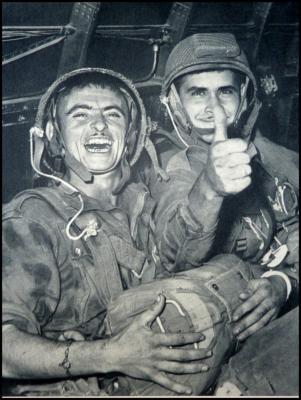 Guerre morte il y avait une guerre d’Indochine Jean-Pierre Dannaud 1954 recueil photographies 