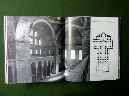 Architecture byzantine Cyril Mango Berger-Levrault collection l’histoire mondiale de l’architecture urbanisme construction bâtiments sciences et techniques monographie moyen-âge antiquité Turquie Grèce Constantinople Architecture byzantine Cyril Mango Berger-Levrault collection l’histoire mondiale de l’architecture urbanisme construction bâtiments sciences et techniques monographie moyen-âge antiquité Turquie Grèce Constantinople