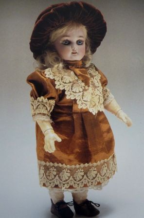 Lme des poupées Marco Tosa Graziella Pellicci Flammarion collection Bru Jumeau Steiner Gaultier Barbie