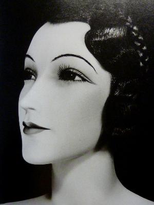 Erwin Blumenfeld Le culte de la beauté photographie arts graphiques mode Allemagne États-Unis presse Vogue Harper’s Bazaar mode